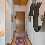 Italstay - Elegant Colorful Apartment